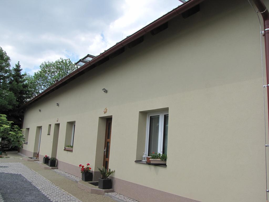 Rivendell Apartments Praga Zewnętrze zdjęcie