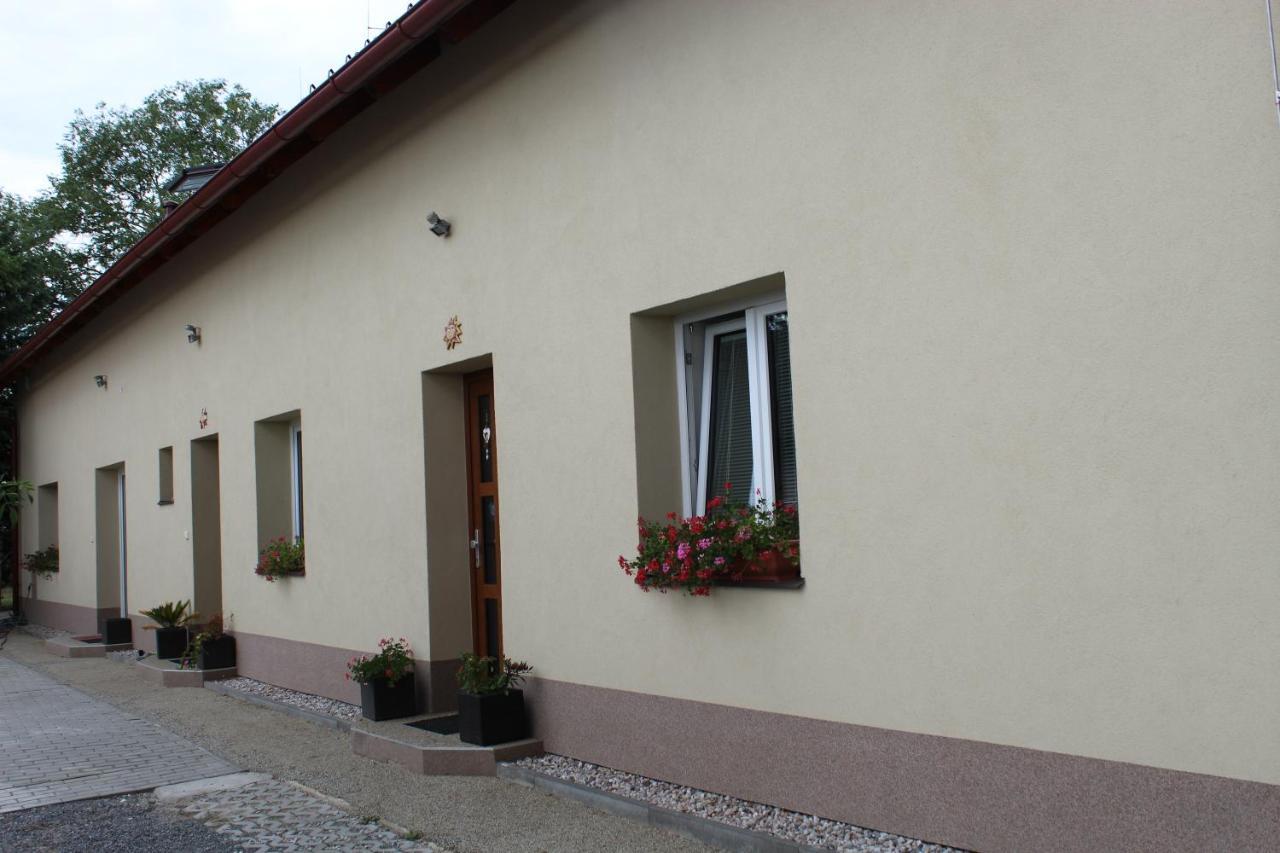 Rivendell Apartments Praga Zewnętrze zdjęcie